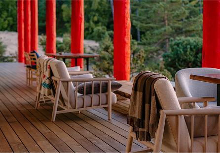 Дом приемов. Молодость на Байкале